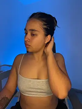 I_Samanthaa webcam