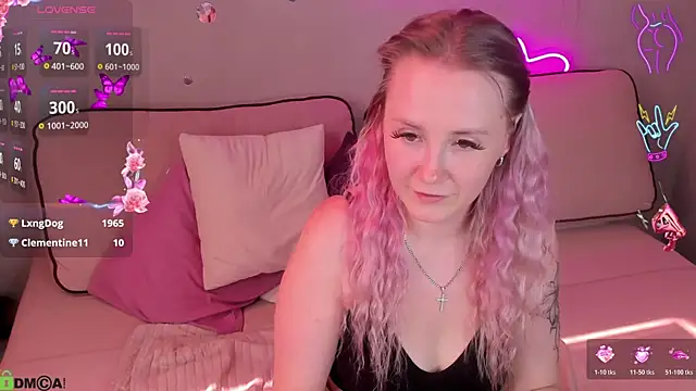 Jooyce_Howward webcam