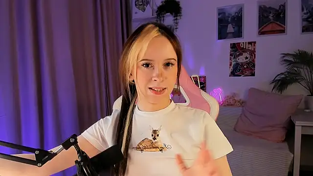 Luvienne_Belle webcam