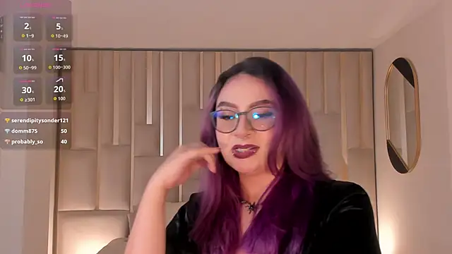 LoiseHarper webcam