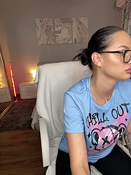 BabyyGirll_ webcam
