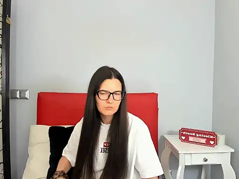 NadiaXlove webcam