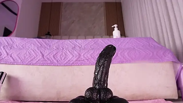 emyli_sw_ webcam