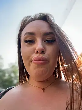 KiraSunshine webcam