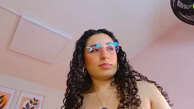 DemiJones_ webcam