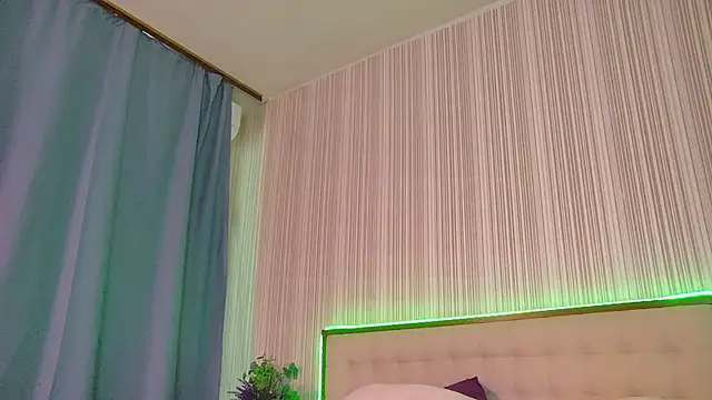 RubyValen webcam