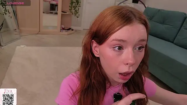 eva_aria webcam