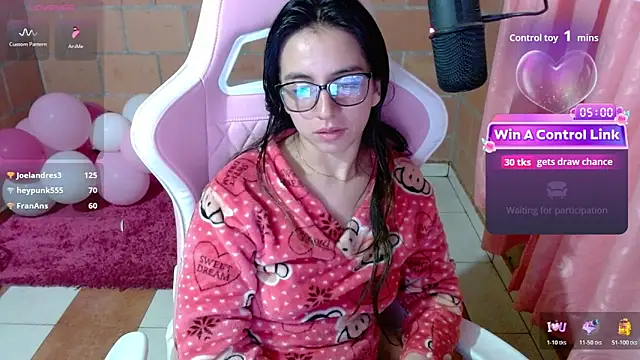 Maggie_Fox3