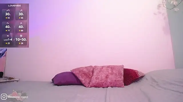 dark__nymph webcam