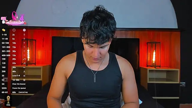 Leo_Savage_ webcam