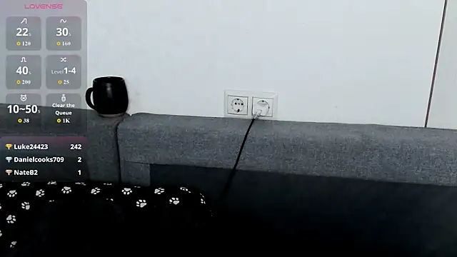 Dark_Moni webcam