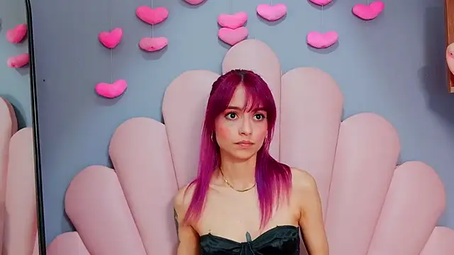 luci_miller webcam
