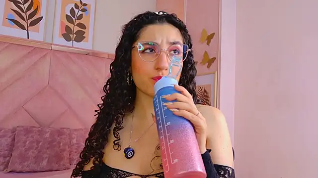 DemiJones_ webcam