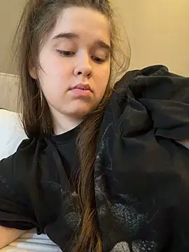 HornyGirlH webcam