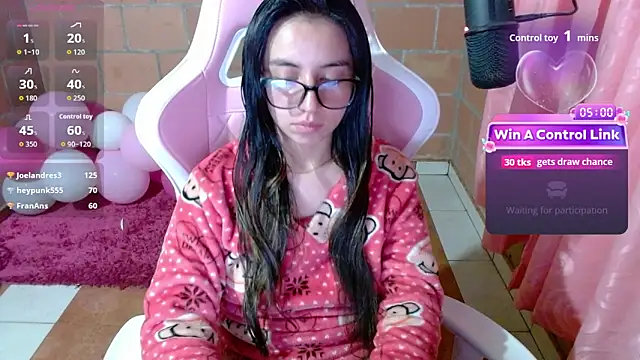 Watch Maggie_Fox3 live on EroticFlix - High definition streams