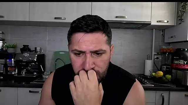 Gold_Alpha_Boy webcam