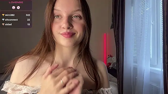 JanellHousen live cam on StripChat