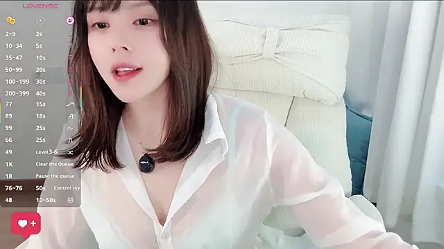 peachy_kiss (F young) - 脱衣舞