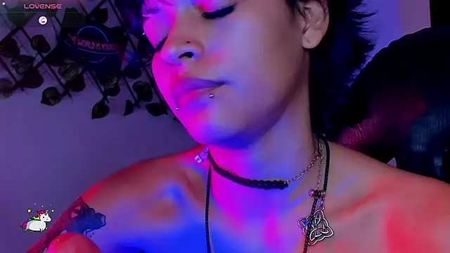 Anny_Kiitty webcam