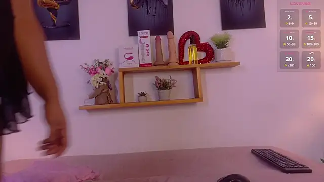 nairagold_ webcam