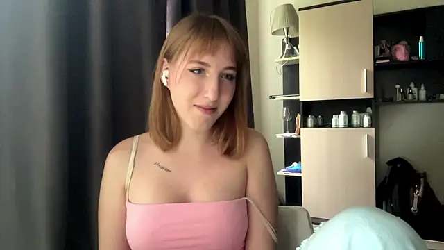 AquilineOrites webcam