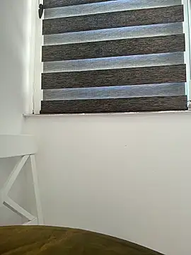 Hot-Milf4U webcam