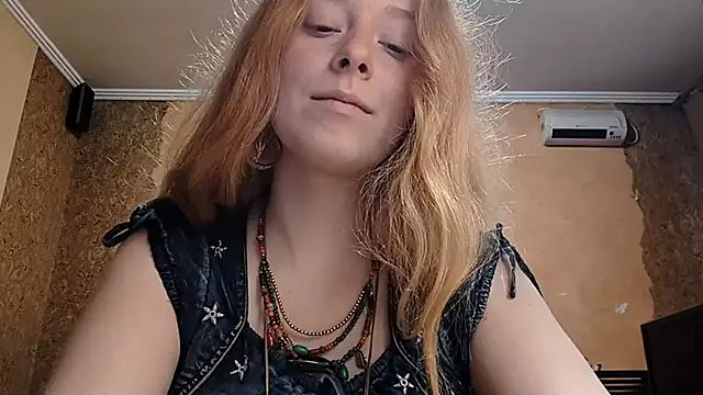 KateVibe_01 webcam