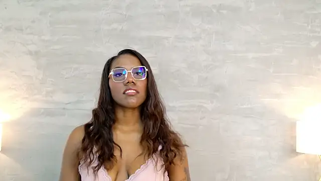 Watch Alaia_Colins live on EroticFlix - High definition streams
