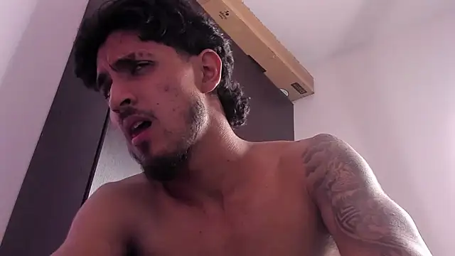 Kriss_Edwards webcam