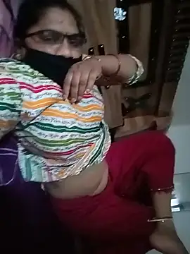 Menka_cut34 webcam