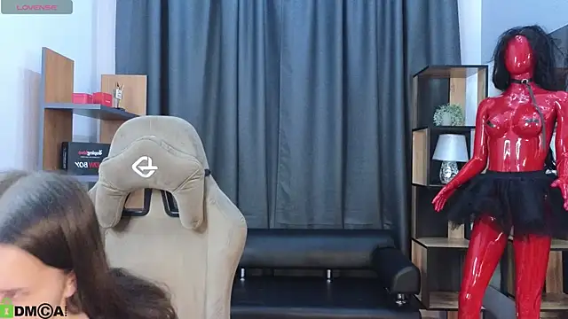 Molly_Miavka webcam