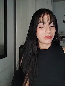 Alejandraa02 webcam