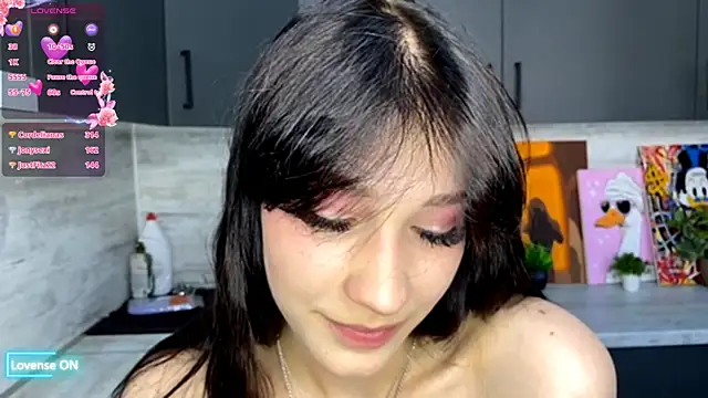 Watch Eniamhaaaaa live on EroticFlix - High definition streams