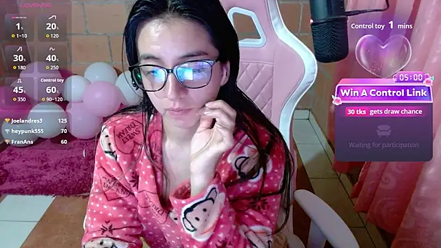 Watch Maggie_Fox3 live on EroticFlix - High definition streams