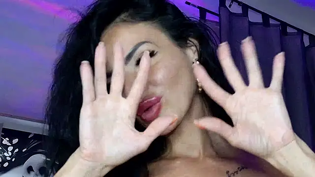 Elle_Vie webcam