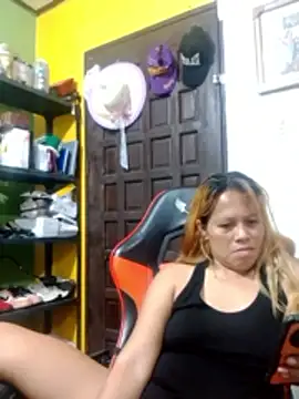 CockBiter83 webcam