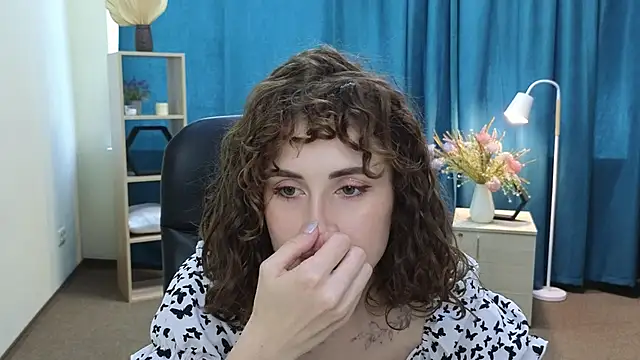 AudriaTagala webcam