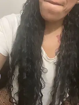 Desirae_Luciano webcam