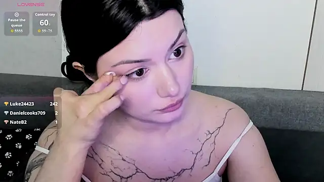 Dark_Moni webcam