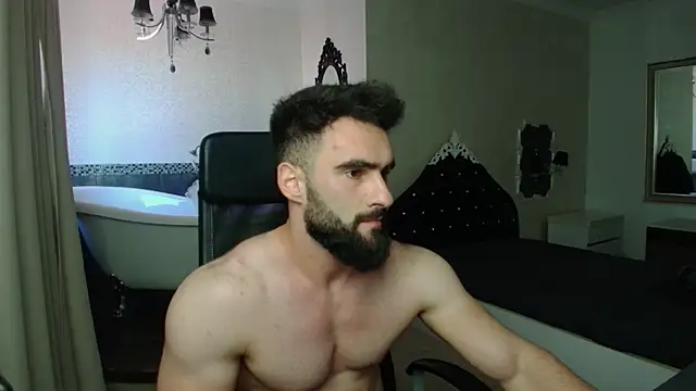 micahlane (M young) - I'm prepairing for bodybuilding contest