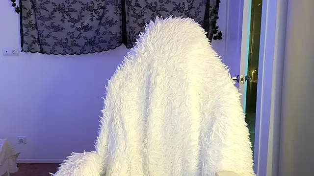 Watch LilithMadden live on EroticFlix - High definition streams