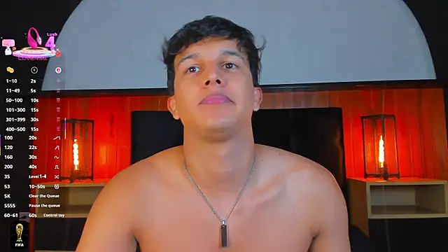 Leo_Savage_ webcam