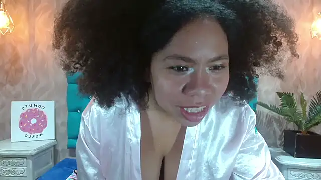 KeniaLovex webcam