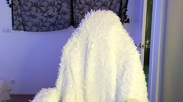 LilithMadden webcam