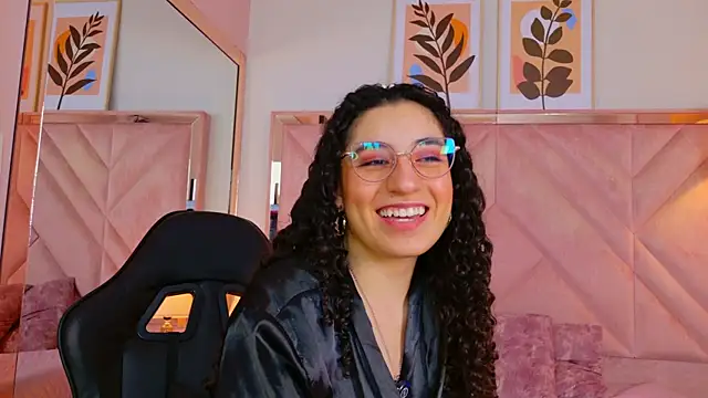 DemiJones_ webcam