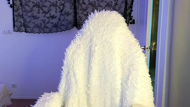 Watch LilithMadden live on EroticFlix - High definition streams
