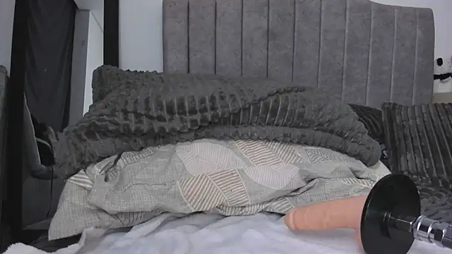 Watch Mariana_Castro9 live on EroticFlix - High definition streams