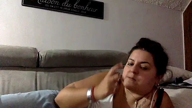 Velvetshadow_48 webcam