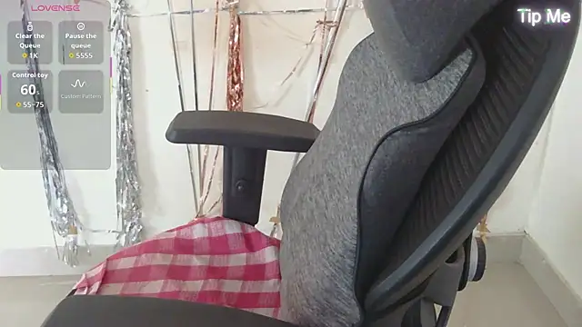 punemodel webcam