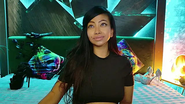 ElyaQuinn webcam